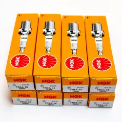 Set of 8 NGK Spark Plugs for Ford Escort, Focus & Mondeo 1.6, 1.8 & 2.0 16v Zetec