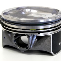 Piston with rings to fit Land Rover Freelander, Discovery Sport & Range Rover Evoque 2.0 Piston 204PT