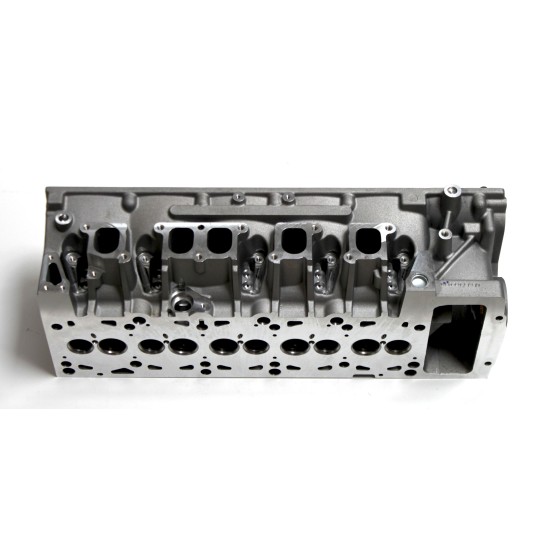 Cylinder Head for VW Volkswagen Transporter, Caravelle, Multivan & Touareg 2.5 TDi PD