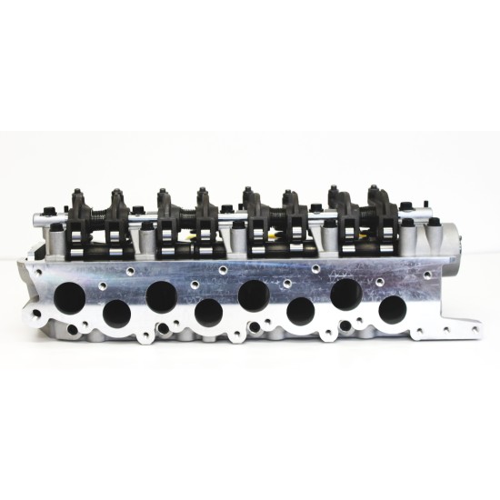 Mitsubishi Challenger, L200, Pajero, Shogun, 2.5 TD New cylinder head kit with Water Pump and Timing Belt