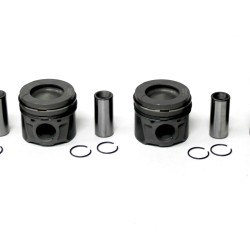 Set of 4 Pistons for Land Rover Freelander 2.2 TD4 / eD4